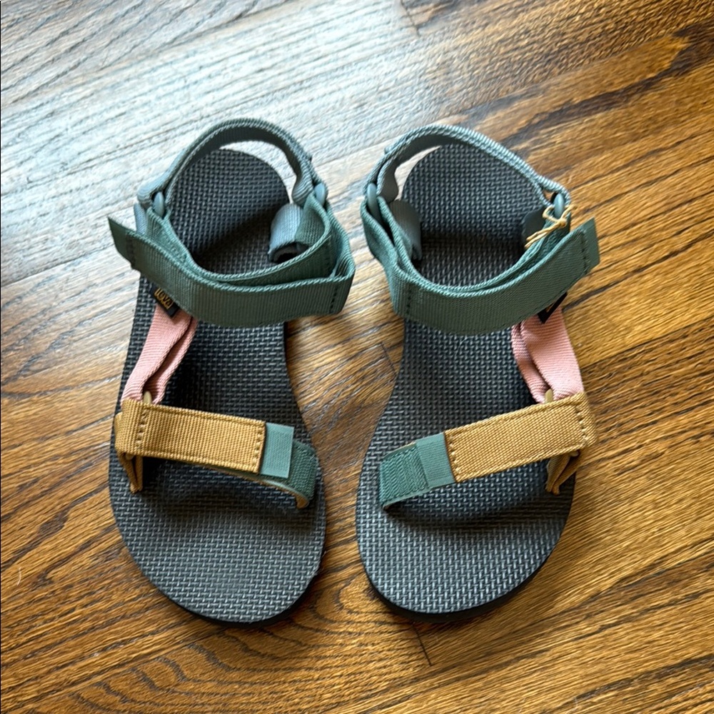 Women’s TEVA Original Sandal in Blue, Tan, Pink.